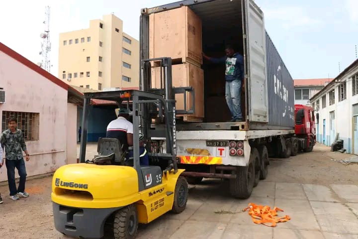 Faculdade de Engenharia recebe equipamentos robóticos para modernização do ensino